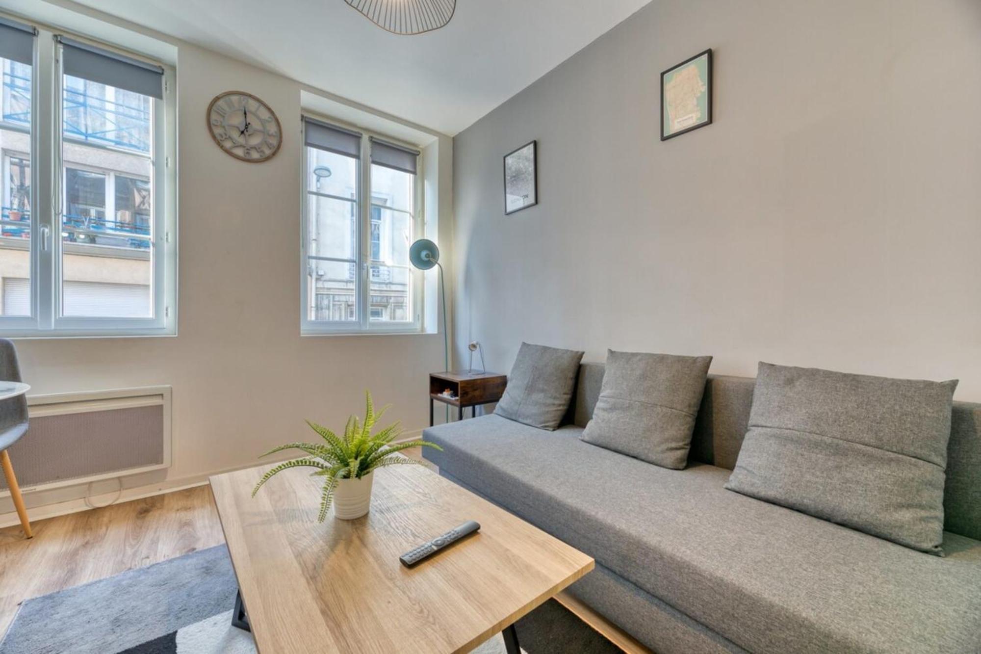 Le Thibaut Studio Renove Au Coeur De Rouen Luaran gambar